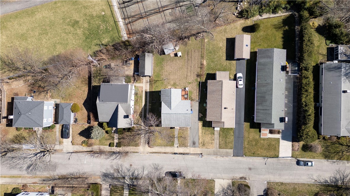 16 Loxley Road Providence, RI 02908 - Photo 39 of 45