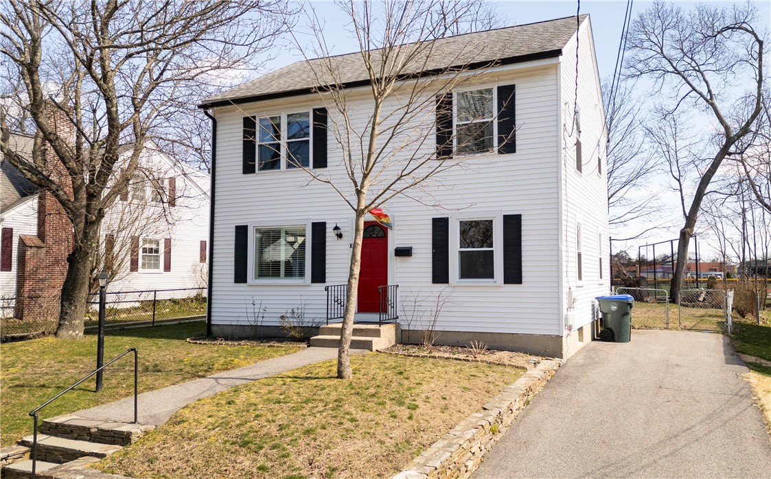 16 Loxley Road Providence, RI 02908 - Photo 41 of 45