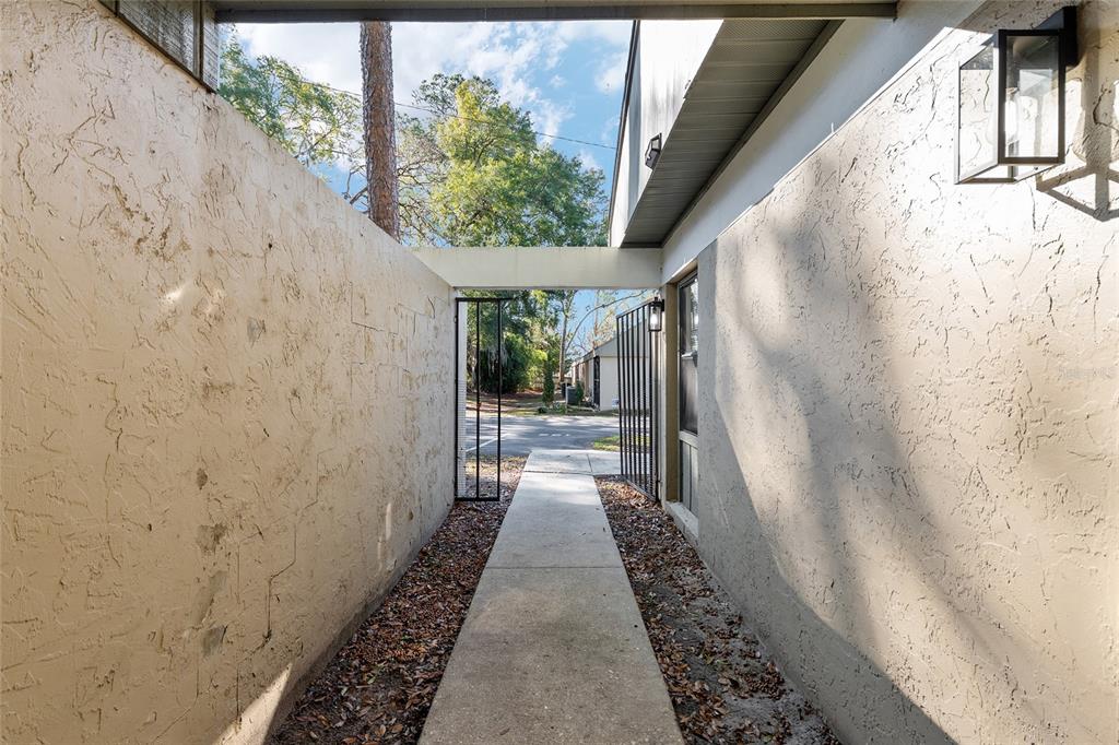 7200 Southwest 8th Avenue, Unit S122 Gainesville, FL 32607 - Photo 4 of 47