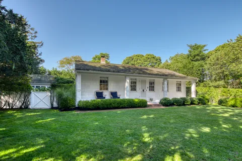 55 Shrubland Road, Southampton, NY 11968