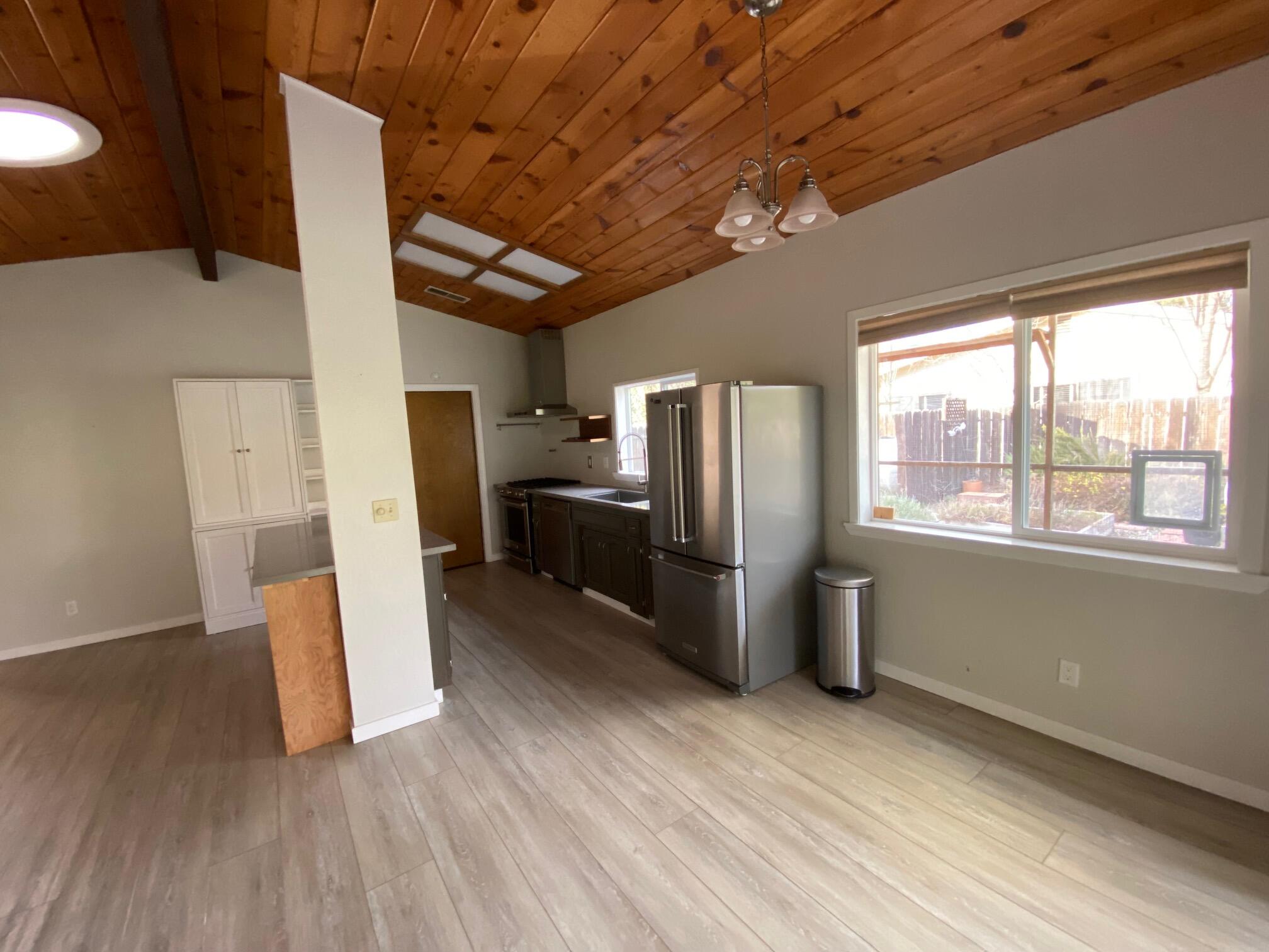 40862 Grouse Drive Three Rivers, CA 93271 - Photo 7 of 32 Kitchen from dining area
