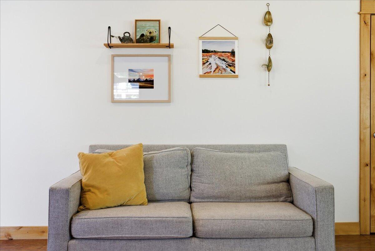 210 North Maple Street Sisters, OR 97759 - Photo 22 of 61 22-013_DSC00611