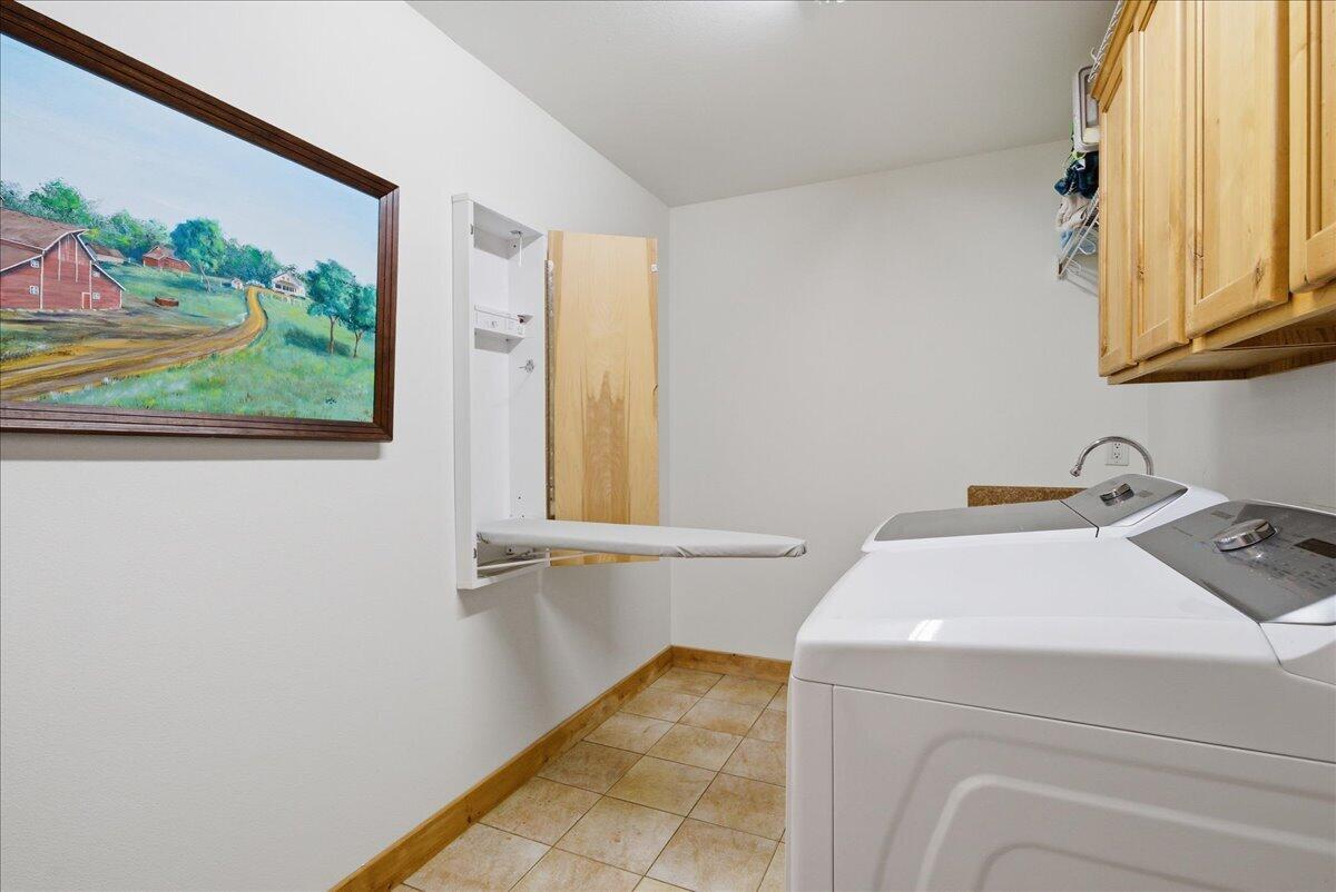 210 North Maple Street Sisters, OR 97759 - Photo 28 of 61 28-054_DSC00450