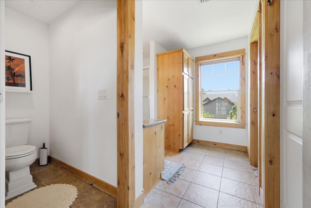 210 North Maple Street Sisters, OR 97759 - Photo 35 of 61 39-041_DSC00401
