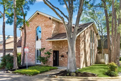 $325,000 | 15066 Kimberley Court, Houston, TX 77079