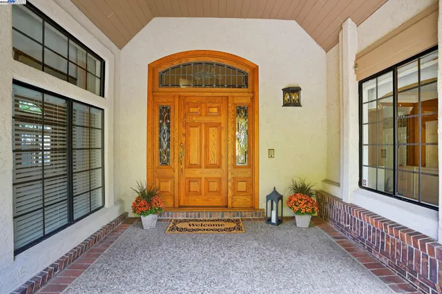 $3,399,000 | 5045 Blackhawk Drive, Danville, CA 94506