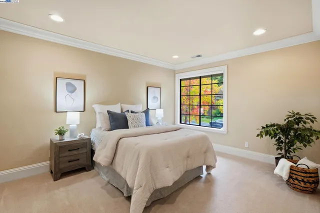 $3,399,000 | 5045 Blackhawk Drive, Danville, CA 94506