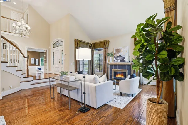 $3,399,000 | 5045 Blackhawk Drive, Danville, CA 94506