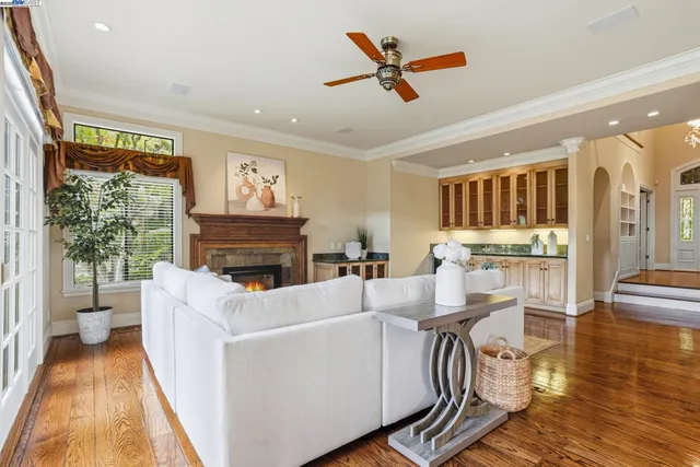 $3,399,000 | 5045 Blackhawk Drive, Danville, CA 94506