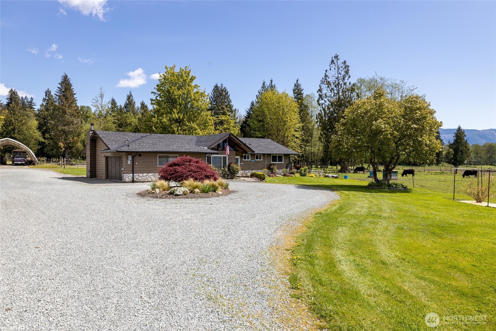 27930 Hoehn Road Sedro-Woolley, WA 98284 - Photo 7 of 40