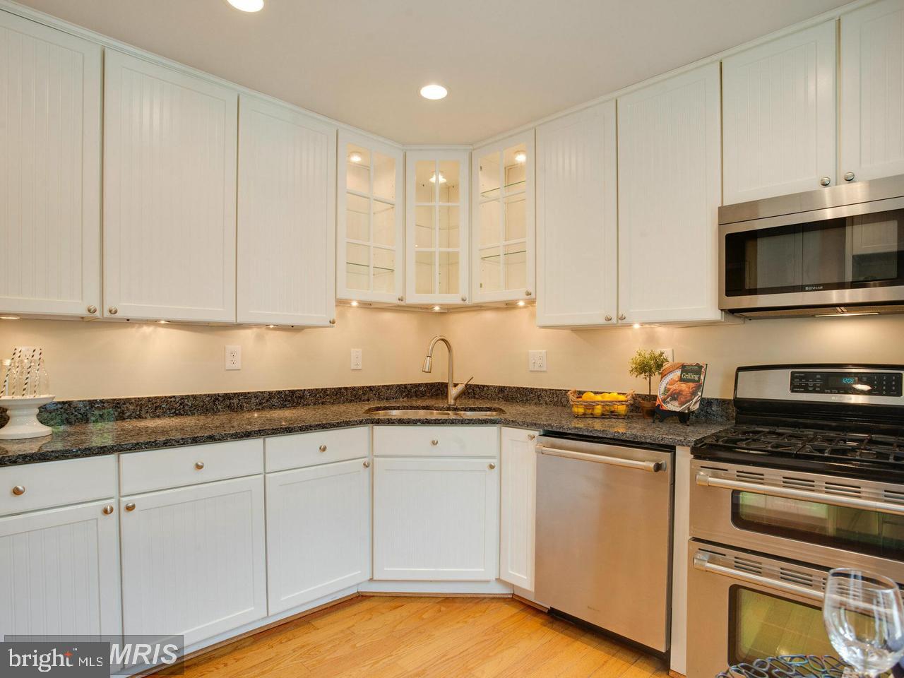 Nicely updated kitchen with S/S appliances