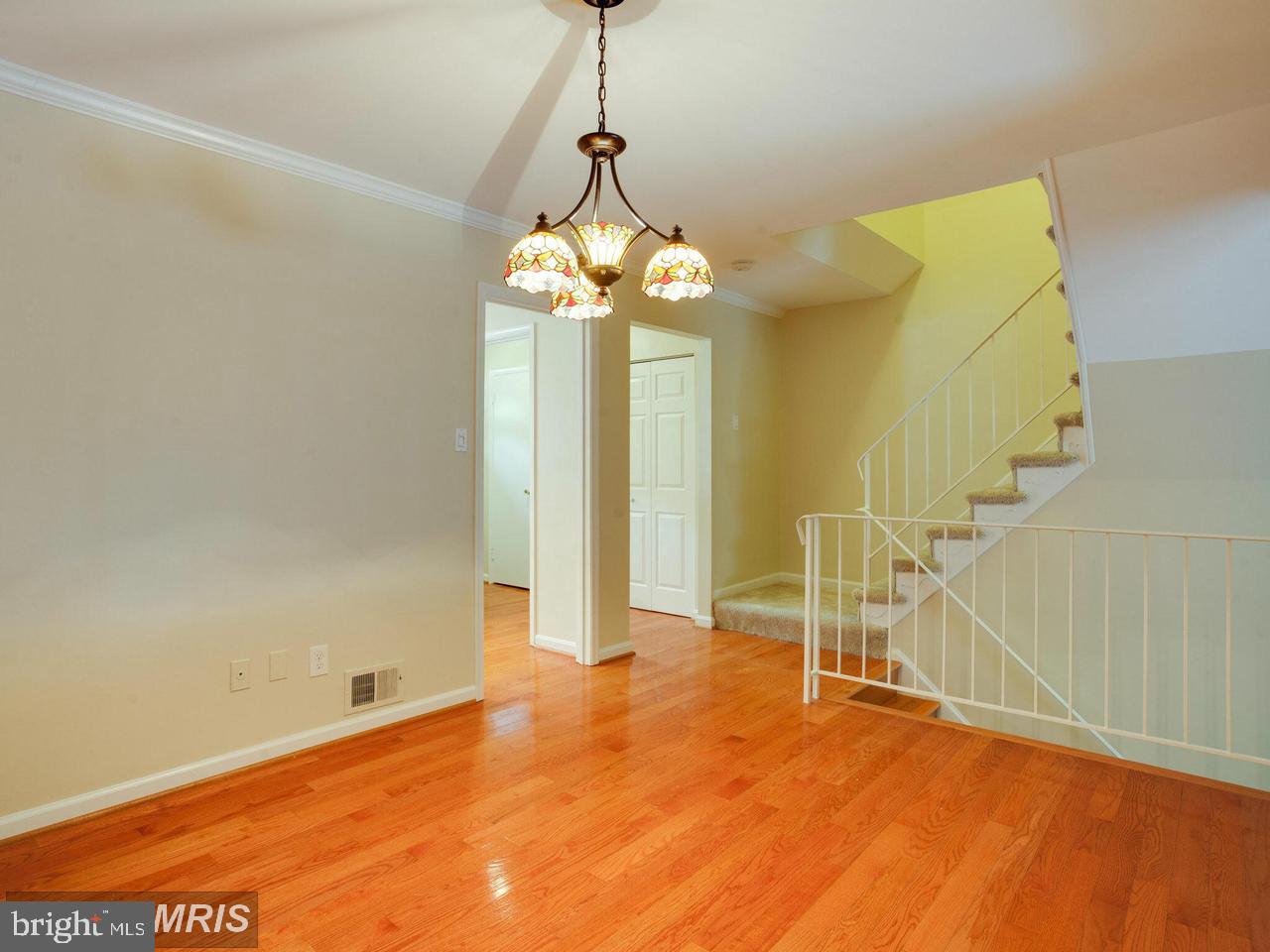 2424 Ansdel Court Reston, VA 20191 - Photo 10 of 25 Hardwoods are in great shape