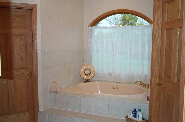 21706 North Blue Ridge Road Chillicothe, IL 61523 - Photo 5 of 7 Gallery Image 5