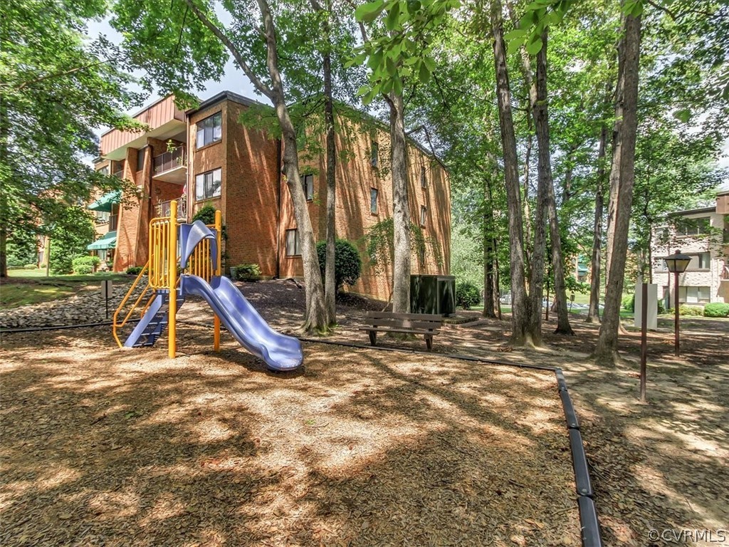1502 Largo Road, Unit 304 Henrico, VA 23238 - Photo 25 of 34 Gallery Image 25