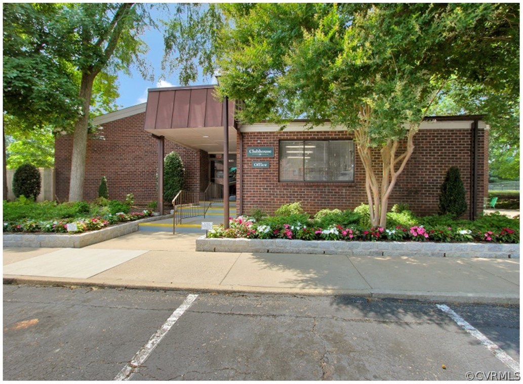1502 Largo Road, Unit 304 Henrico, VA 23238 - Photo 31 of 34 Gallery Image 31