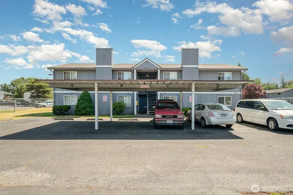 a car parked in front of a building