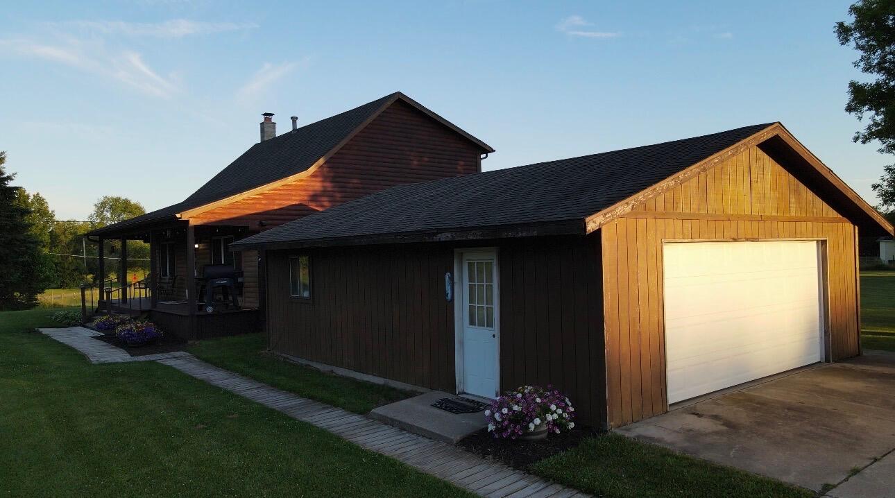 888 South Eifert Road Mason, MI 48854 - Photo 3 of 25 Exterior