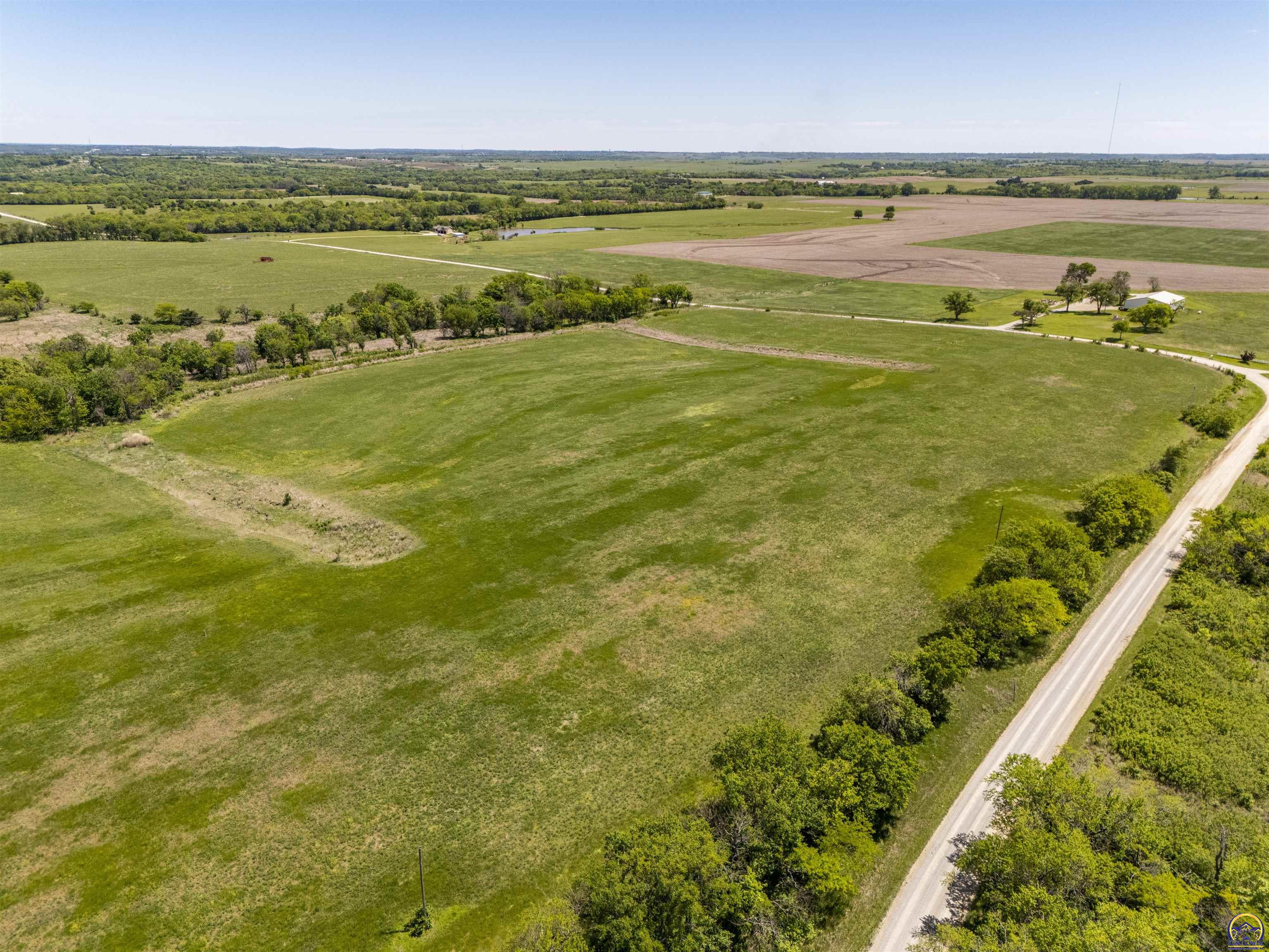 2026 Northwest Douglas Road Topeka, KS 66615 - Photo 93 of 94