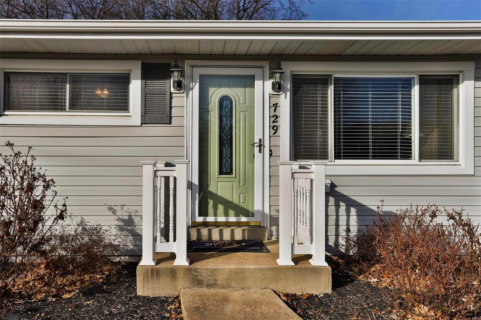 729 Forman Road St. Louis, MO 63123 - Photo 4 of 38 Gallery Image 4