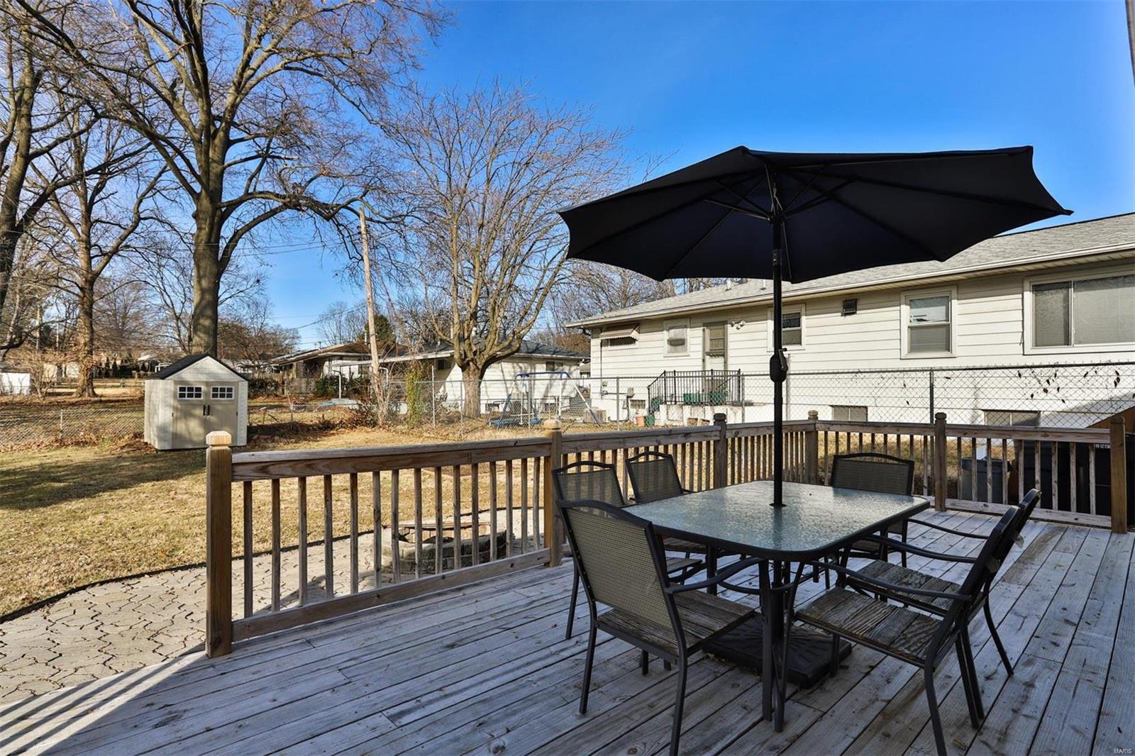 729 Forman Road St. Louis, MO 63123 - Photo 33 of 38 Gallery Image 33