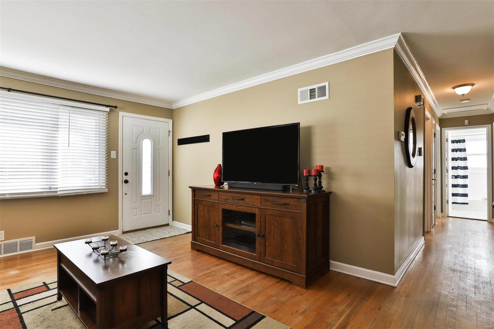 729 Forman Road St. Louis, MO 63123 - Photo 8 of 38 Gallery Image 8