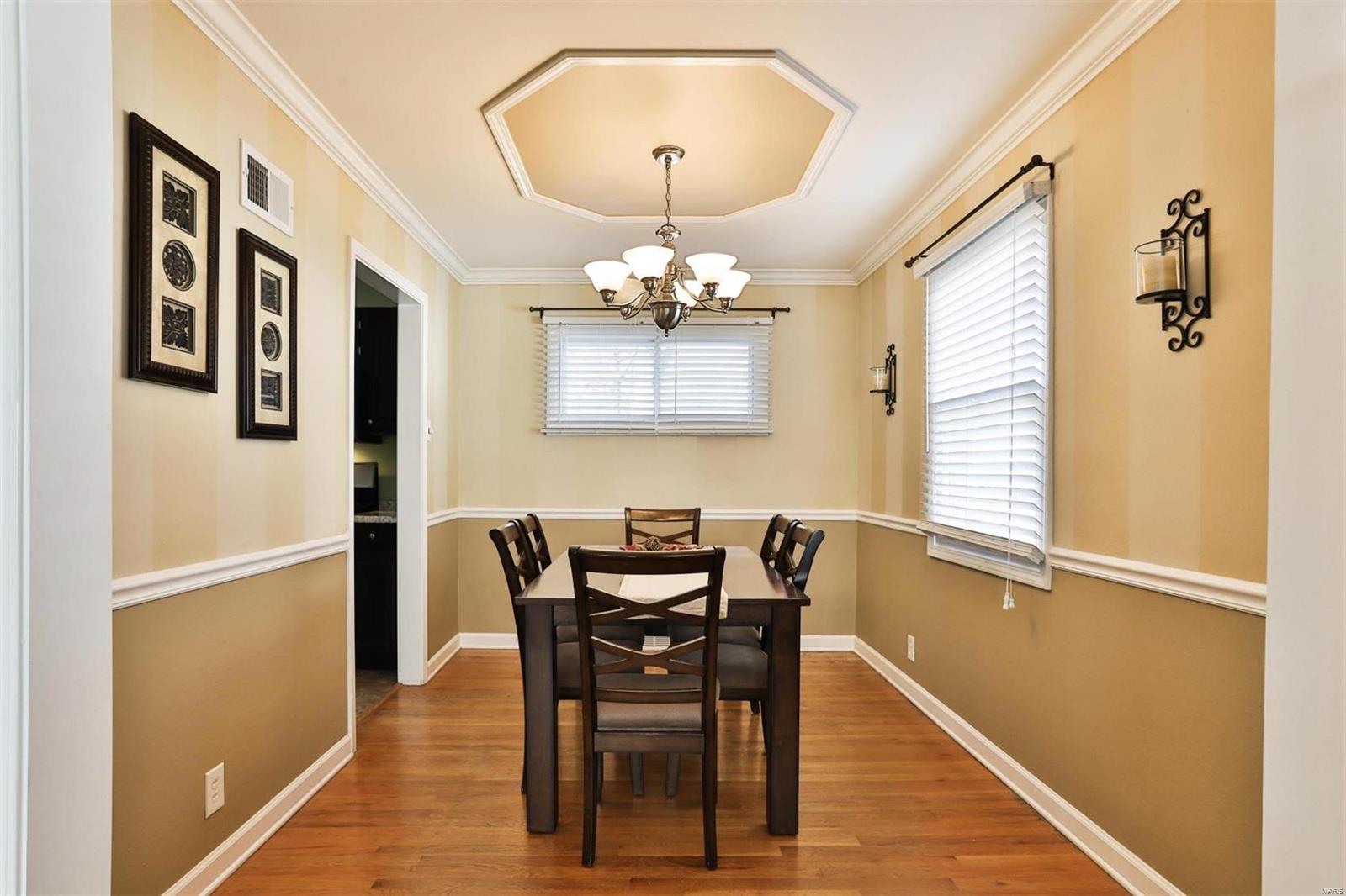 729 Forman Road St. Louis, MO 63123 - Photo 9 of 38 Gallery Image 9