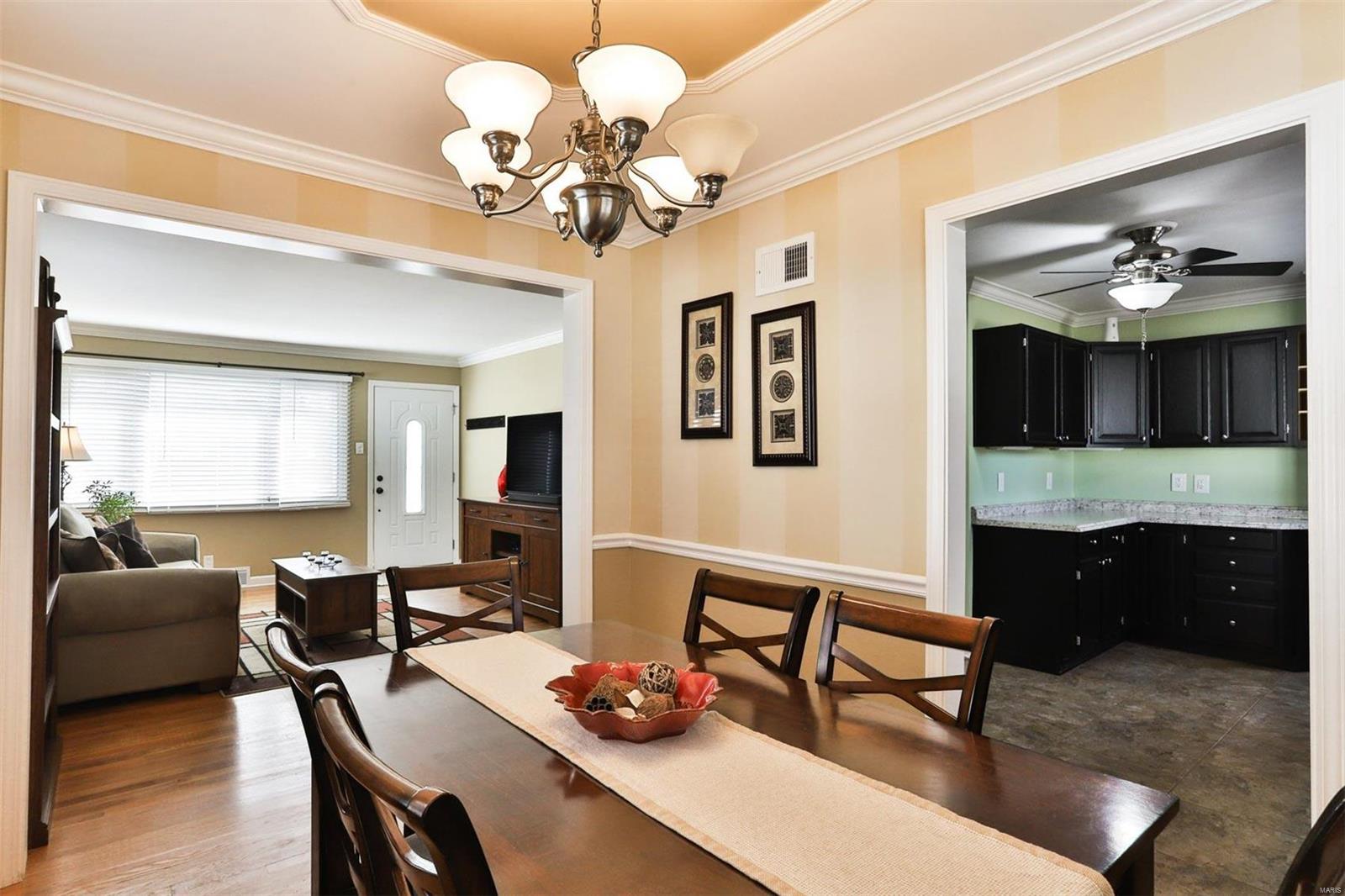 729 Forman Road St. Louis, MO 63123 - Photo 10 of 38 Gallery Image 10
