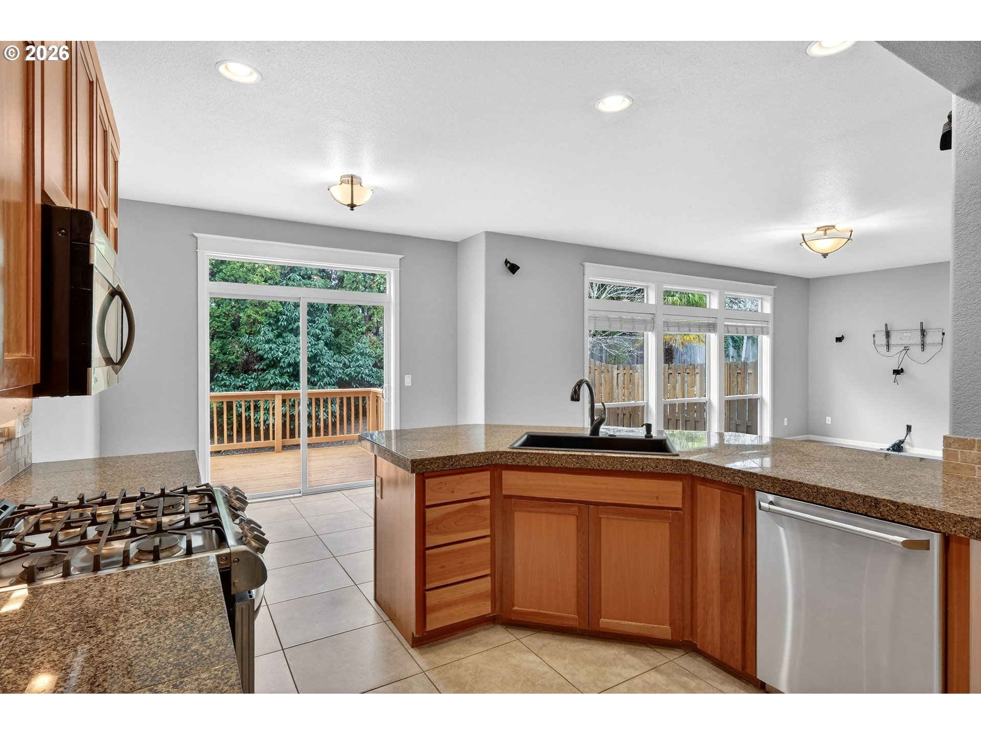 3081 Southeast Riesling Road Milwaukie, OR 97267 - Photo 16 of 34