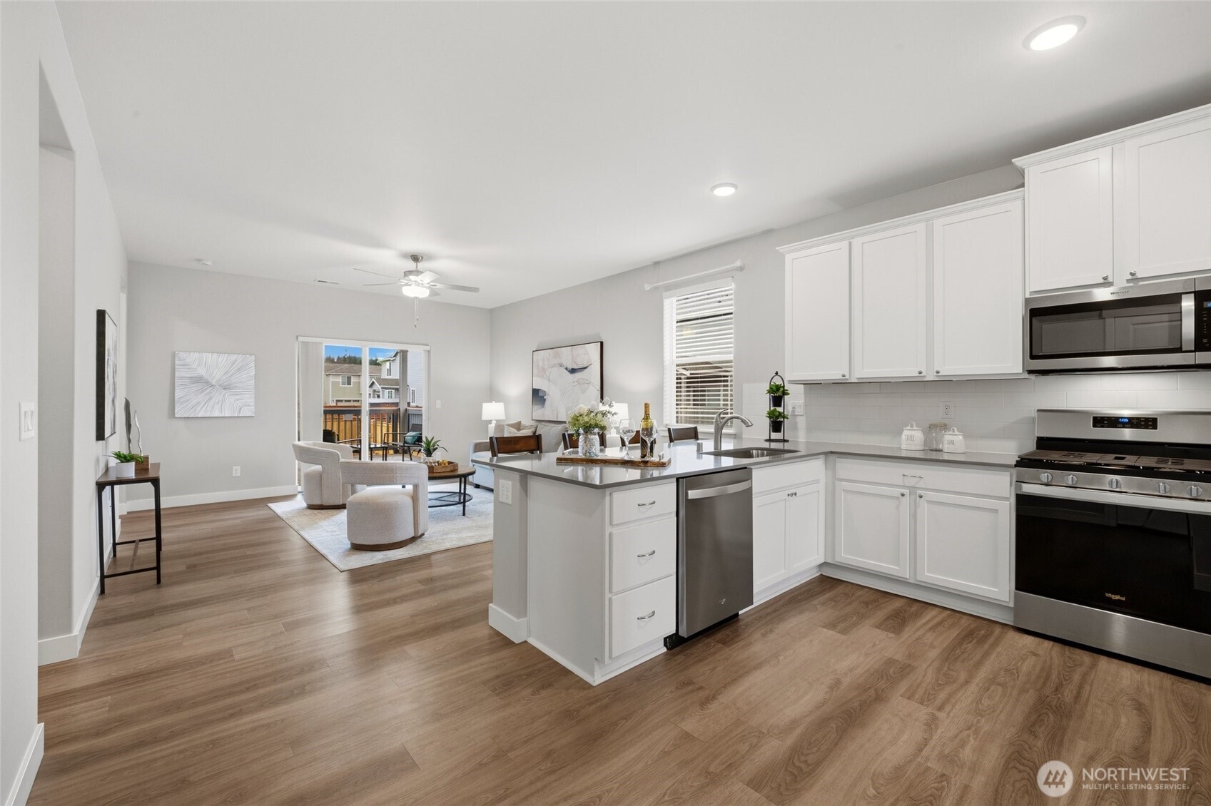 950 York Street Buckley, WA 98321 - Photo 10 of 33