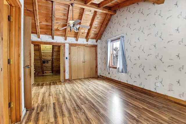 a view of an entryway