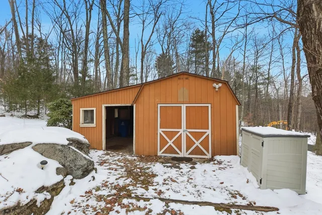 a view of a backyard of house