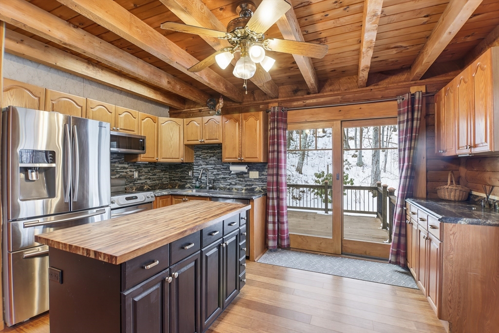 179 Bumstead Road Monson, MA 01057 - Photo 6 of 41 Gallery Image 6
