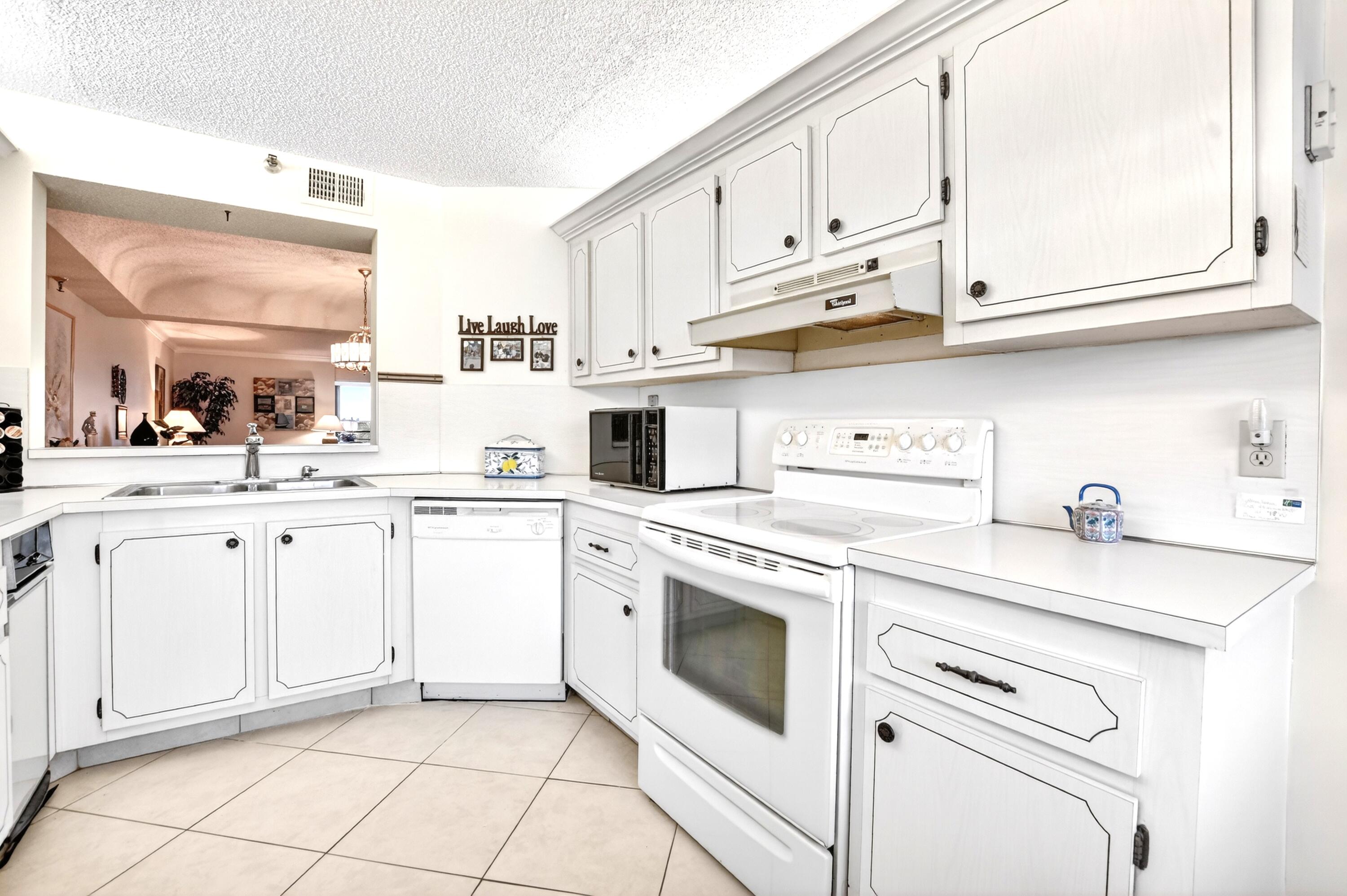 9165 Southwest 14th Street, Unit 1407 Boca Raton, FL 33428 - Photo 20 of 45 13-print-DSC_6292