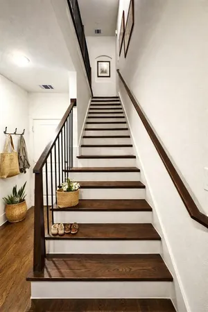 $3,700 | 8117 Ardmore Court, Dallas, TX 75231