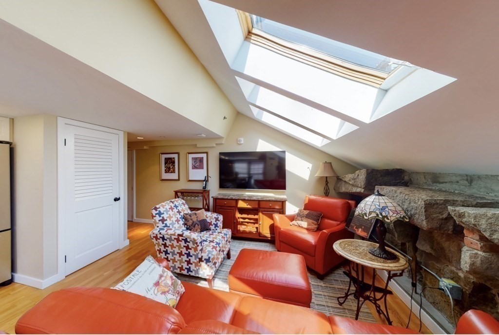 101 Broad Street, Unit 6E Boston, MA 02110 - Photo 7 of 14