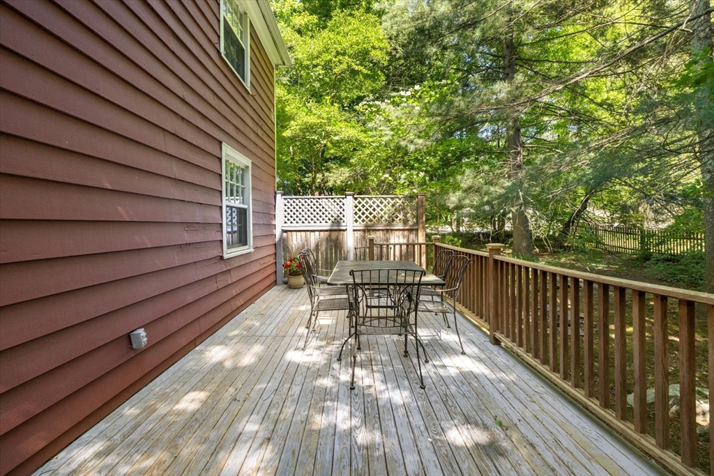 315 Goodman's Hill Road Sudbury, MA 01776 - Photo 19 of 25