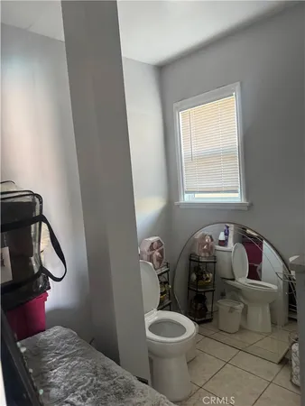 $930,000 | 404 South Poinsettia Avenue, Compton, CA 90221