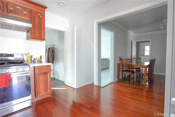 $930,000 | 404 South Poinsettia Avenue, Compton, CA 90221