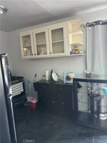 $930,000 | 404 South Poinsettia Avenue, Compton, CA 90221