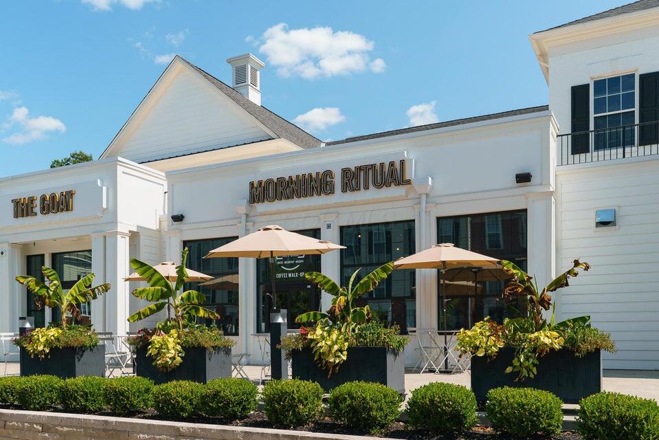 6263 Wagtail Road, Unit 13 Columbus, OH 43230 - Photo 66 of 70 restaurant