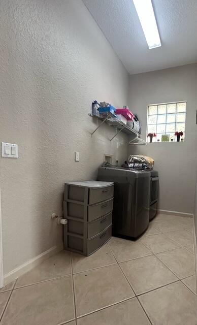 673 Gazetta Way West Palm Beach, FL 33413 - Photo 18 of 35 a kitchen with a cabinets and window