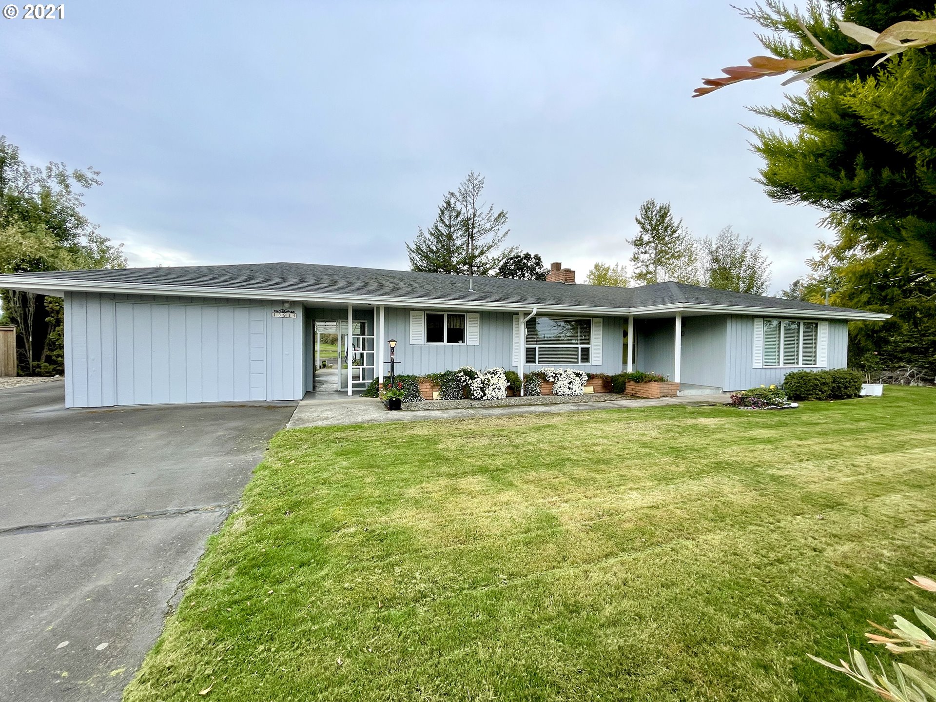 13914 South Vick Road Molalla, OR 97038 - Photo 1 of 22 Gallery Image 1