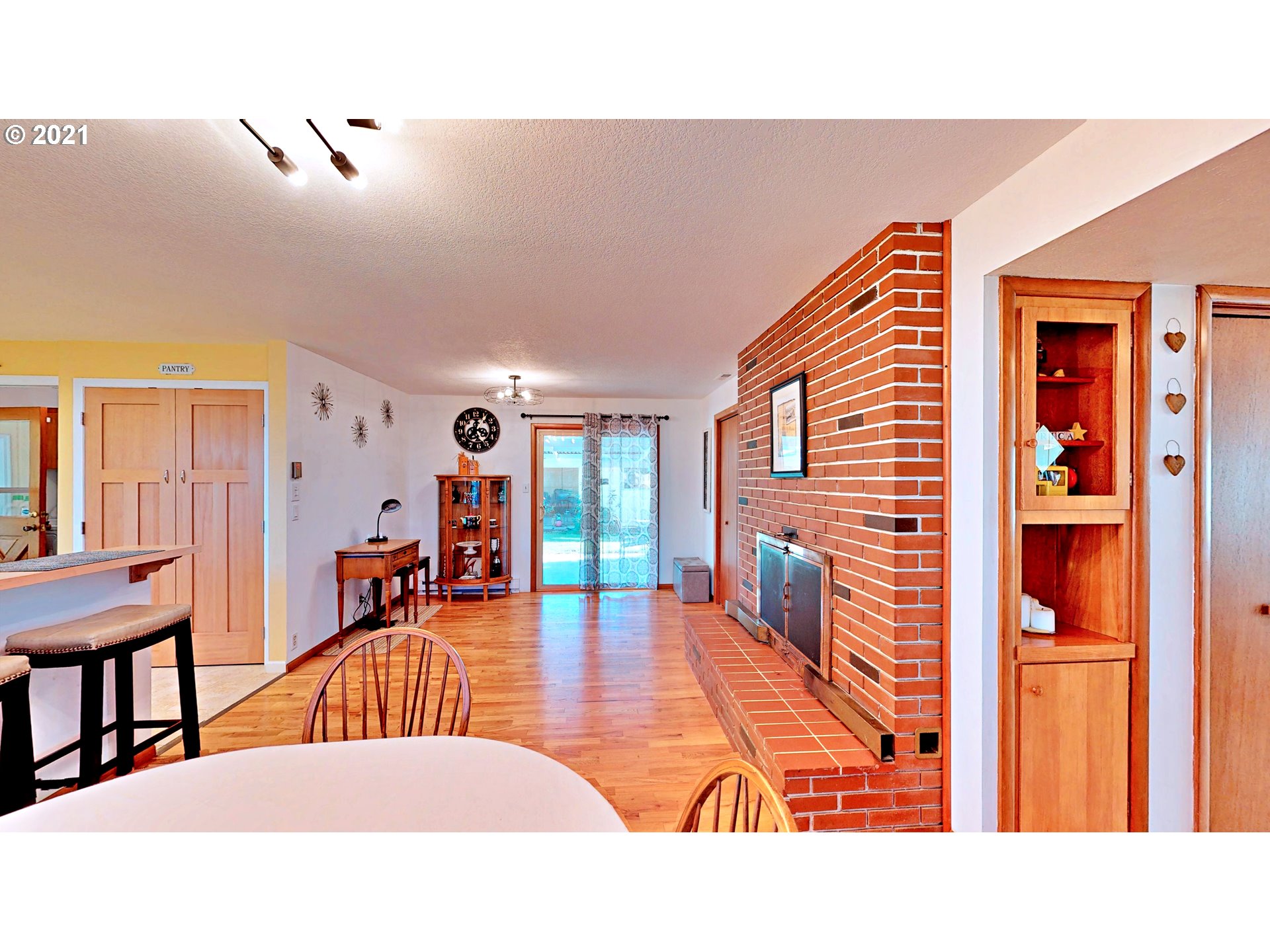 13914 South Vick Road Molalla, OR 97038 - Photo 7 of 22 Gallery Image 7