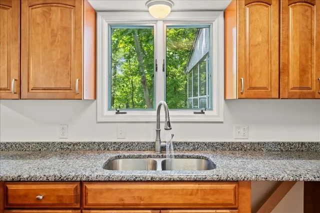 $309,900 | 308 Robin Lane, Vestal, NY 13850