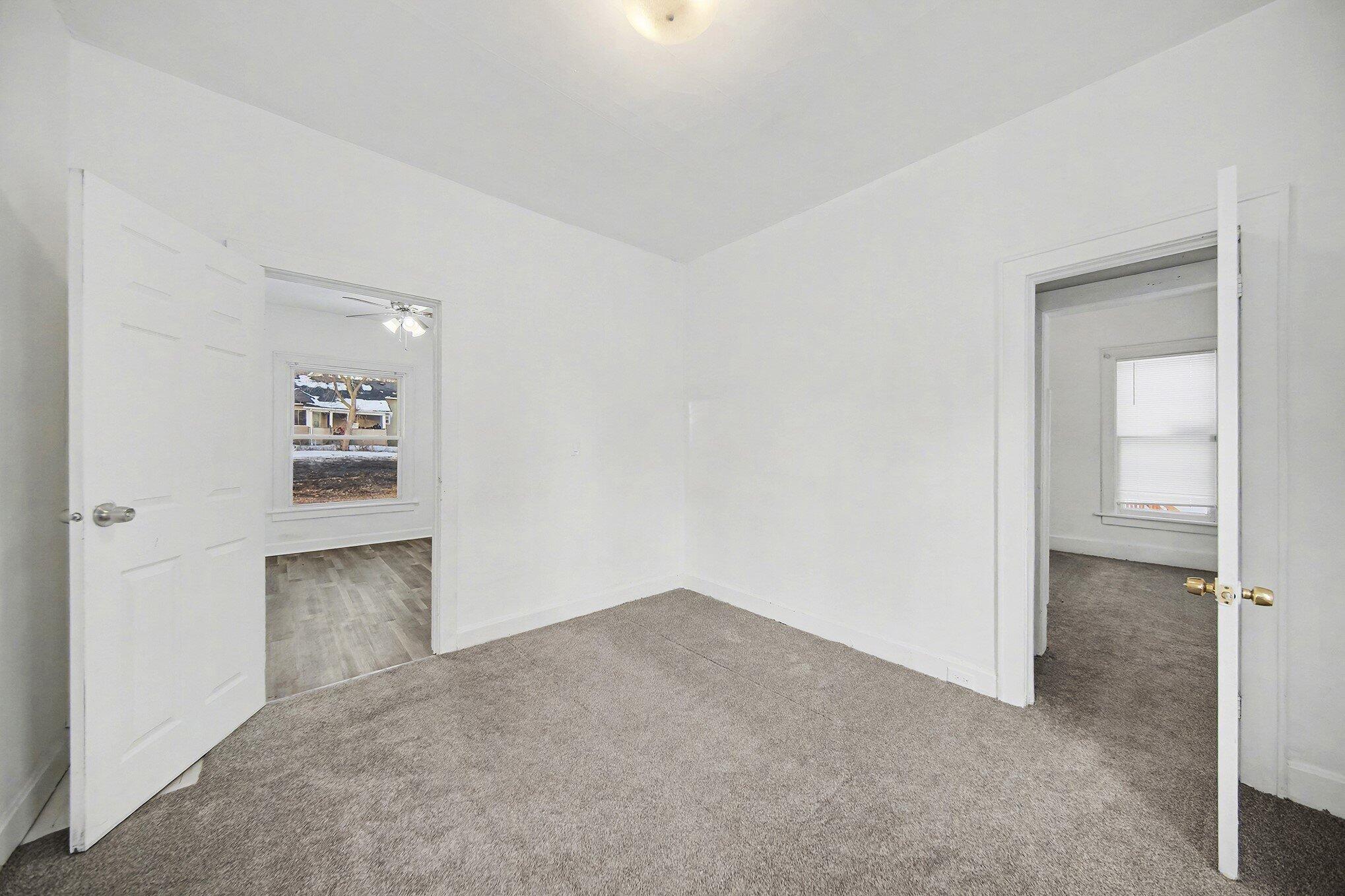 1023 Maple Avenue Jackson, MI 49203 - Photo 12 of 20 012_file_525