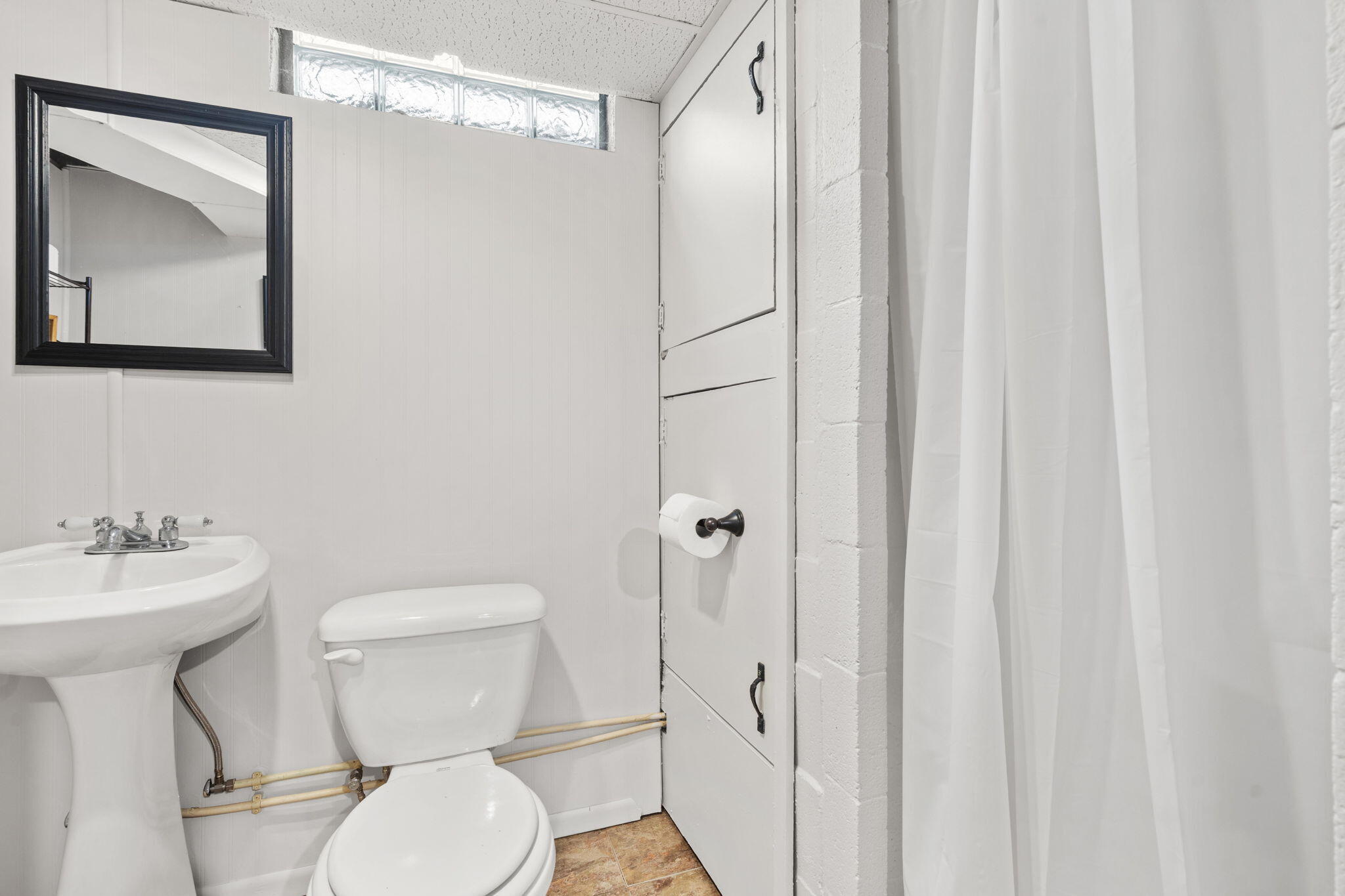 2113 Hamstead Road Northwest Grand Rapids, MI 49504 - Photo 27 of 39 35-web-or-mls-35