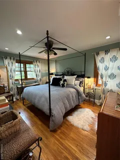 $1,288,888 | 38-47 Douglaston Parkway | Douglaston