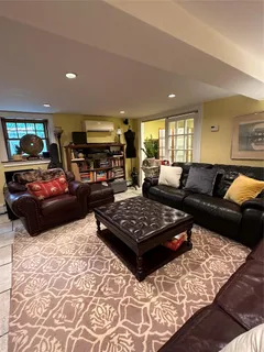 $1,288,888 | 38-47 Douglaston Parkway | Douglaston