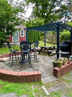 $1,288,888 | 38-47 Douglaston Parkway | Douglaston