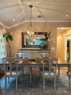 $1,288,888 | 38-47 Douglaston Parkway | Douglaston